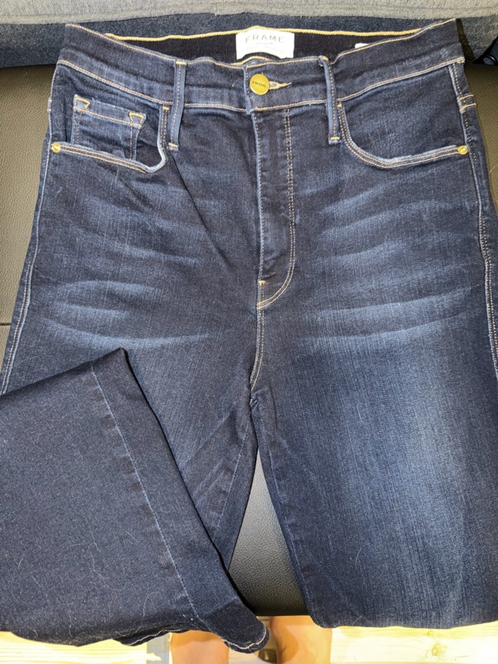 Frame Denim Women's Dark Indigo Skinny Jeans